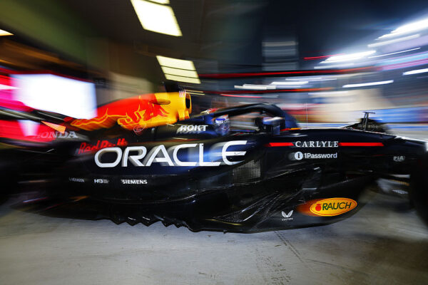 Kwalificatie GP Abu Dhabi: Potje blufpoker levert Max Verstappen pole op, mentale tik McLarens