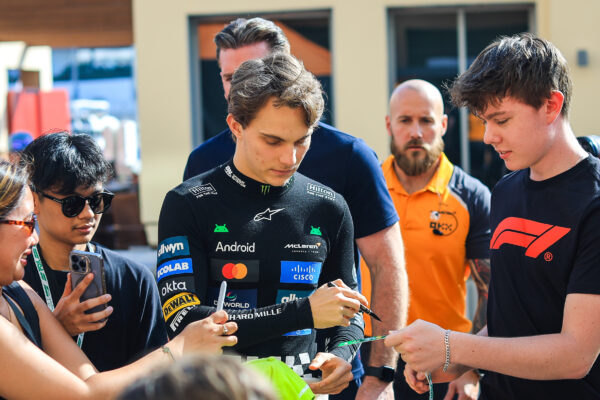 Villeneuve waarschuwt Piastri: ‘Formule 1 is een wispelturige wereld’