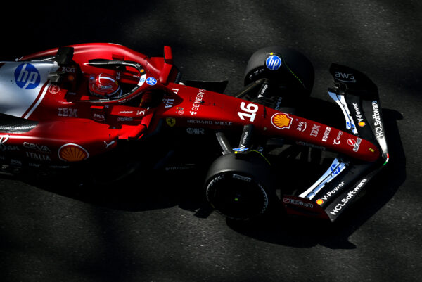 Ferrari onthult presentatiedatum opvolger SF-25: ‘Uitdaging om auto op tijd af te hebben’