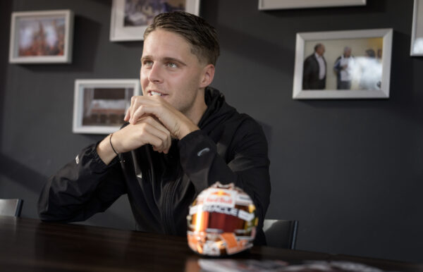 PREMIUM: Interview PSV’er en F1-fan Joey Veerman: ‘Ik herken mezelf soms in Max’