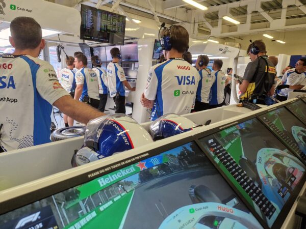 Onze man in F1: Meeluisteren in Mexico