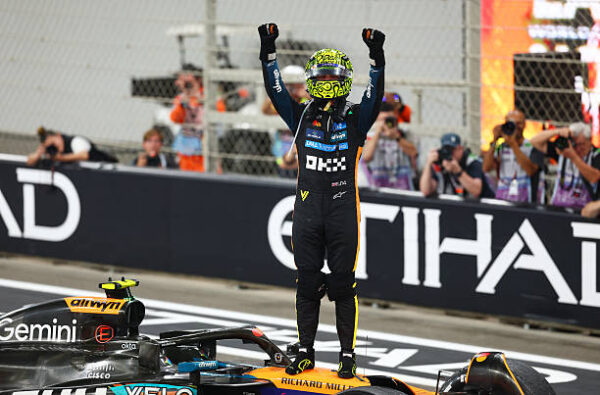 Lando Norris en z’n enerverende weg naar de wereldtitel: het F1-seizoen in vogelvlucht