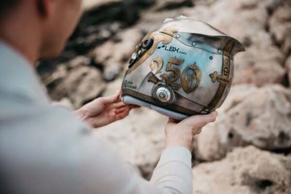 Hülkenberg viert 250ste Grand Prix met speciaal eerbetoon