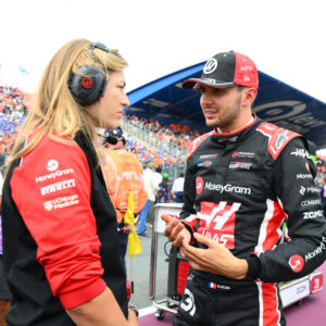 Laura Muller Esteban ocon