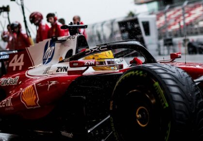 Lewis Hamilton race-ingenieurq