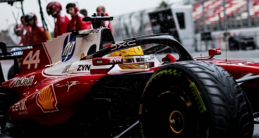 Lewis Hamilton race-ingenieurq