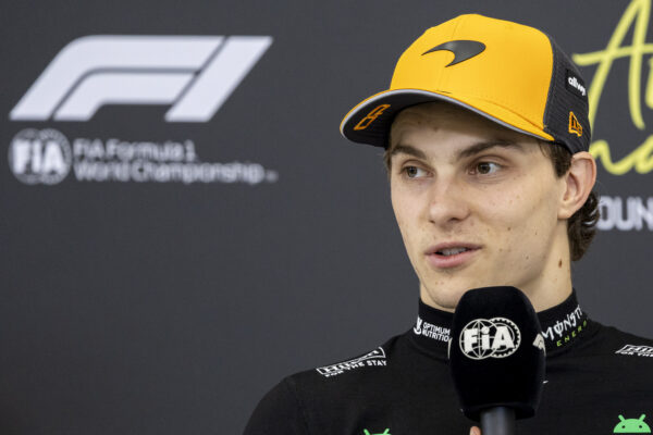 Piastri voorspelt compleet nieuwe manier van racen: ‘Het wordt hoe dan ook vermakelijk’