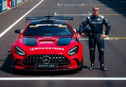 Mercedes safety car Aston Martin