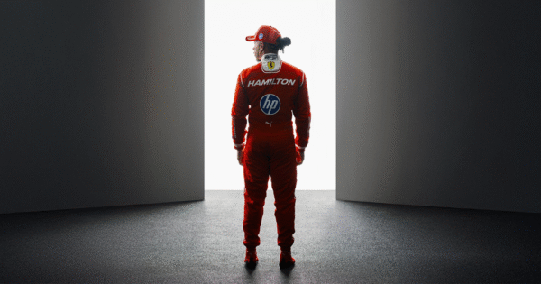 ‘2026 is de laatste strohalm voor Hamilton bij Ferrari’ | Formule 1 Paddockpraat