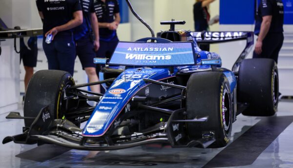 F1-tests Bahrein | Williams houdt oogje in het zeil met komische uitvinding