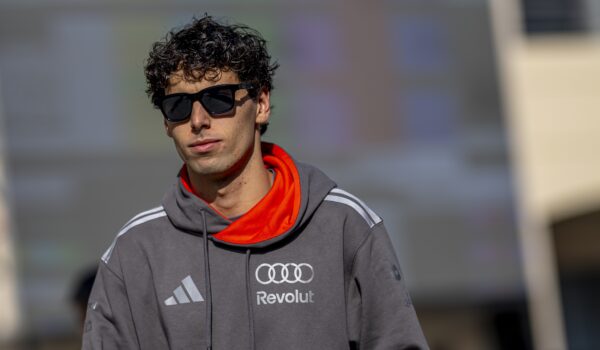 Ecclestone tipt toekomstig F1-kampioen: ‘Bortoleto legt Hülkenberg het vuur aan de schenen’