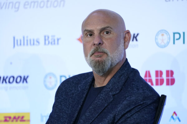 Formule E-CEO nodigt Verstappen uit voor een proefritje: ‘Stuurde meteen een berichtje’