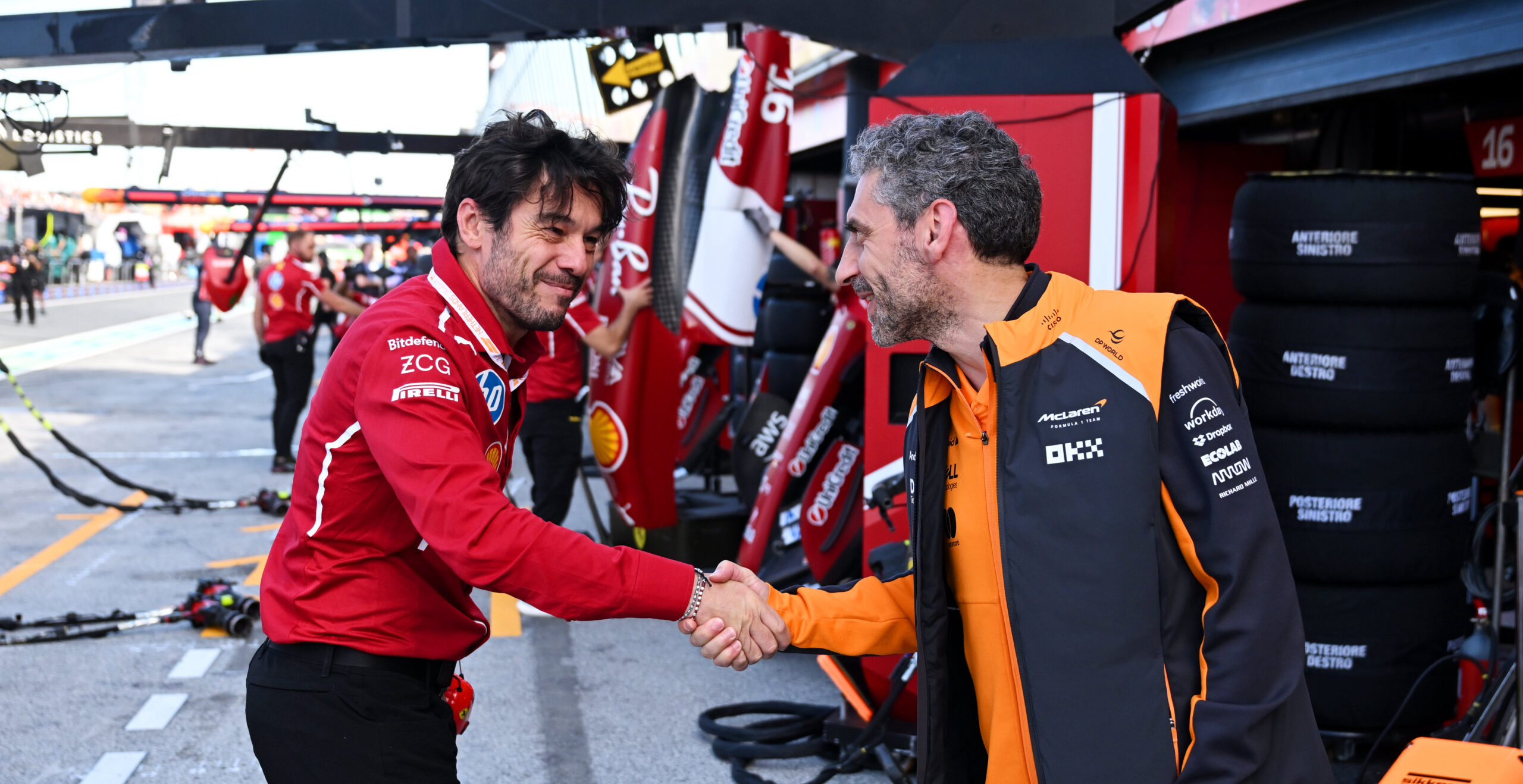 McLaren-teambaas geeft toe: 'Ferrari en Mercedes maken de ...