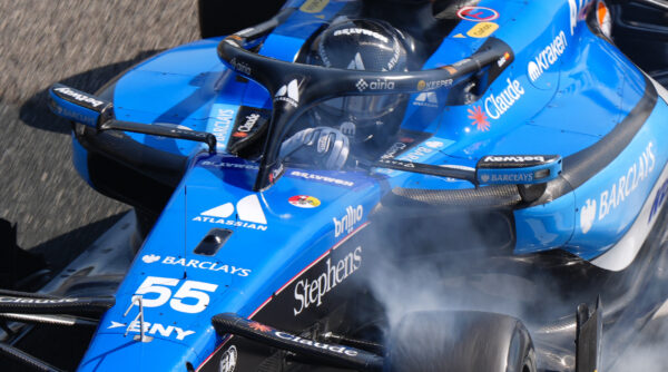 Sainz houdt vertrouwen na gemiste shakedown: ‘Moet Williams vooruit helpen’