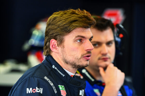 Verstappen hoopt dat Honda problemen te boven komt: ‘Zie ze het liever goed doen’