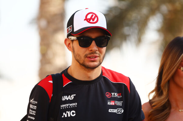 Ocon snapt ontevredenheid Komatsu: ‘Ik wil niet per se meer over 2025 praten’