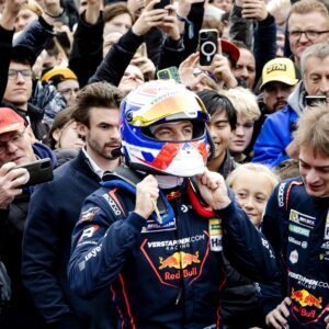 Verstappen Nürburgring hoe laat
