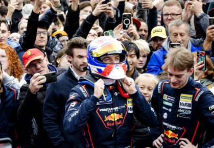 Verstappen Nürburgring hoe laat