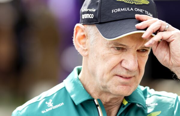 Aston Martin-toekomst Adrian Newey onzeker, rol als teambaas onder druk