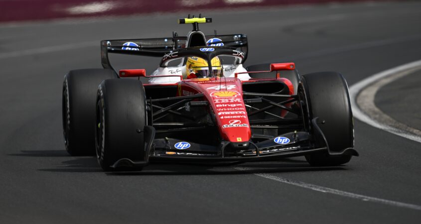 Ferrari met Lewis Hamilton