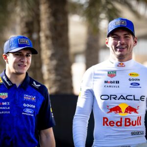 Isack Hadjar en Max Verstappen