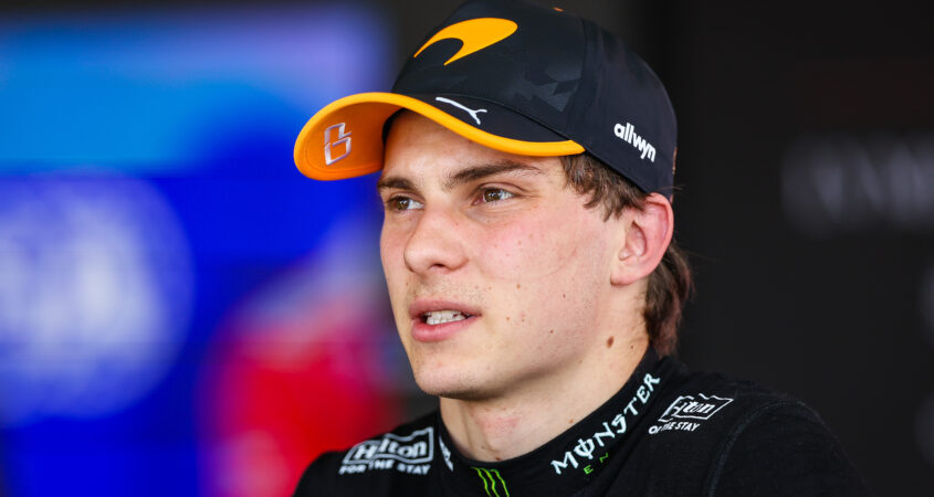 Oscar Piastri FIA