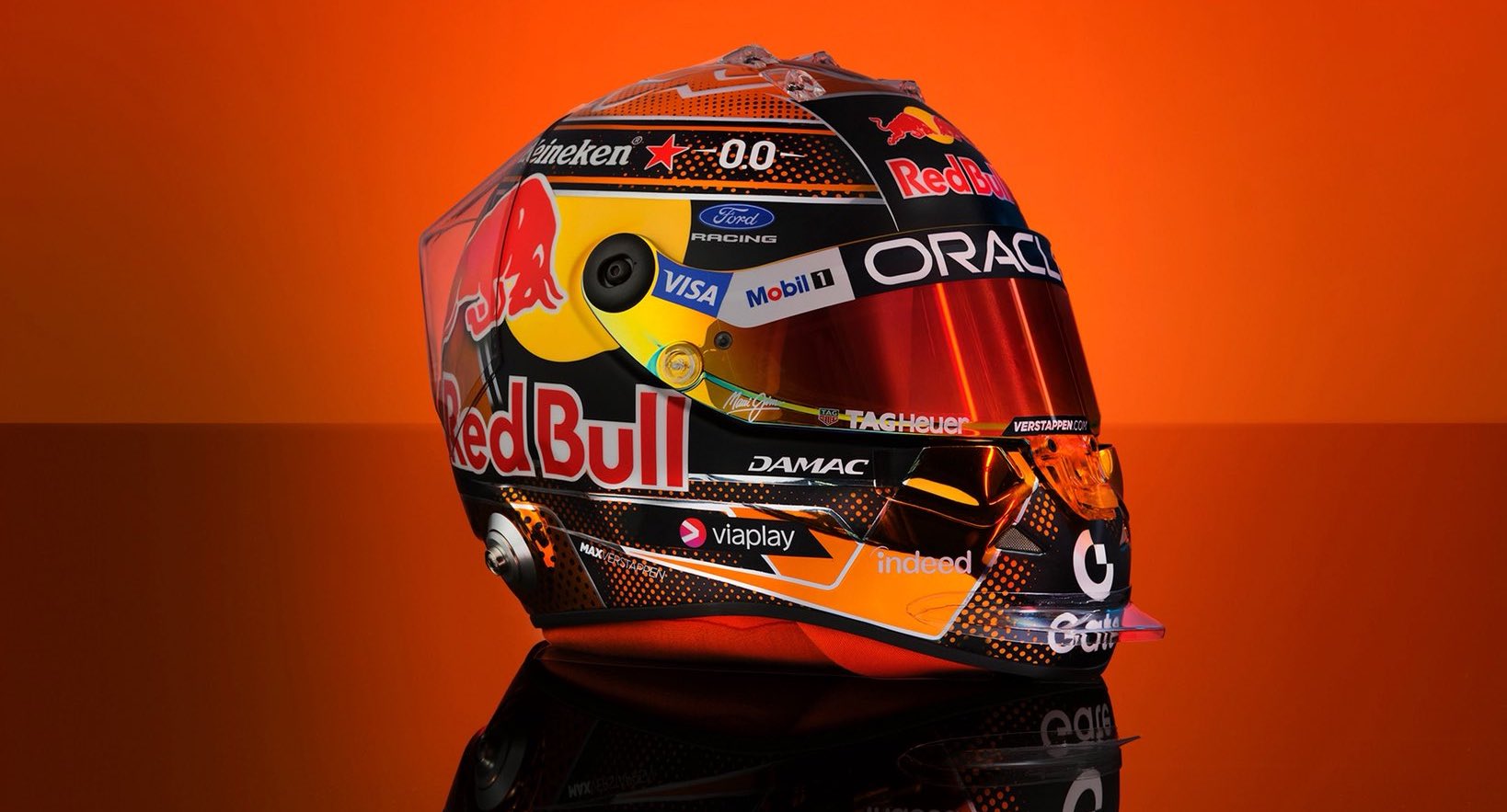 Max Verstappen helm