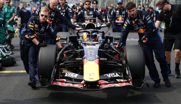 Motorenbaas Red Bull trots op vooruitgang: ‘Mikken op eerste overwinning’