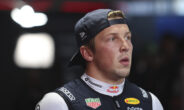 Liam Lawson Fernando Alonso pitstraat