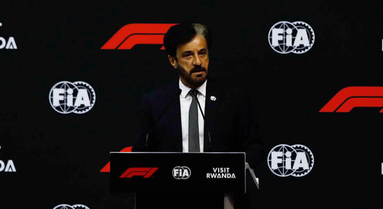 FIA V8-motoren