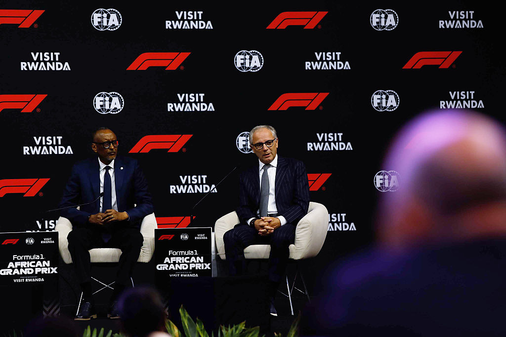 ‘Schandalig dat F1 een deal heeft gesloten met Rwanda’ I Formule 1 Paddockpraat